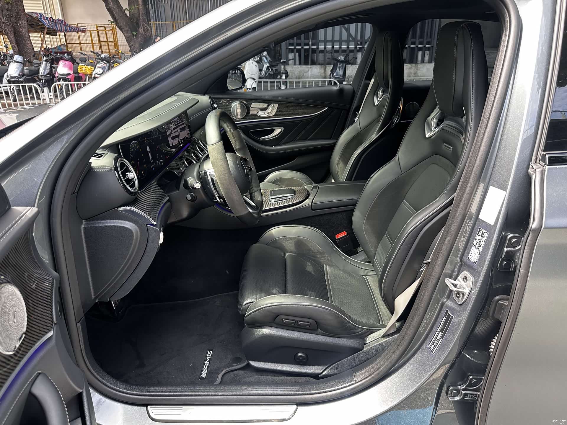 Mercedes-Benz E-Class, 2021 все фото