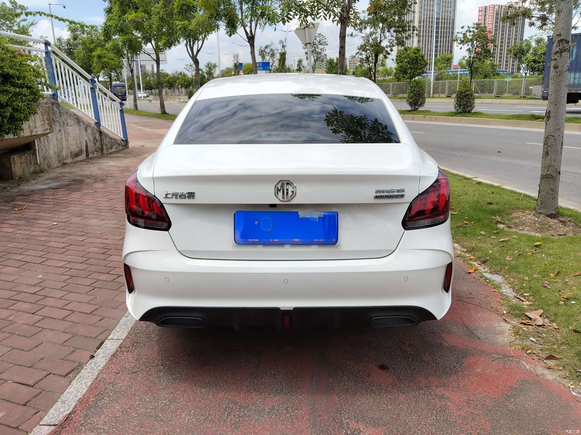 MG MG5, 2024 все фото