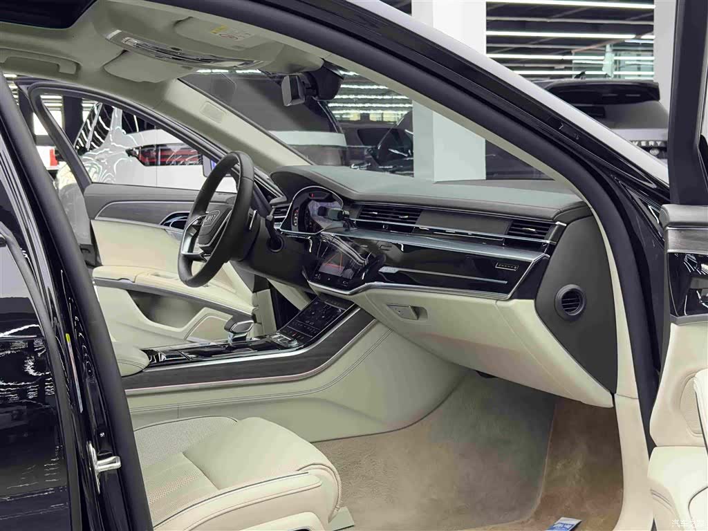 Audi A8L, 2022 8