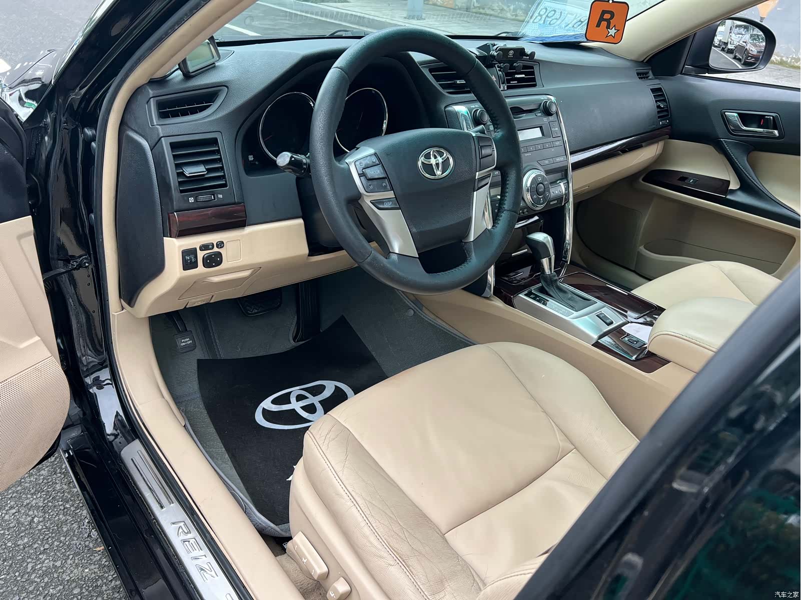 Toyota 2.5V, 2013 все фото