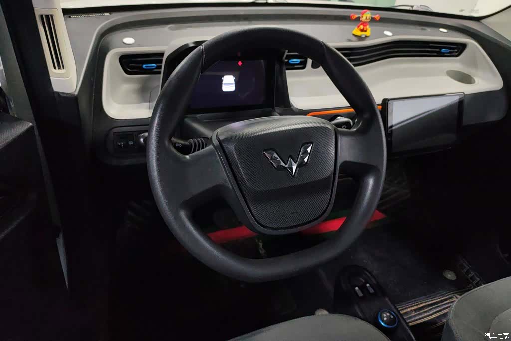 Wuling MINIEV, 2020 12
