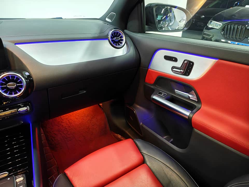 Mercedes-Benz GLA AMG