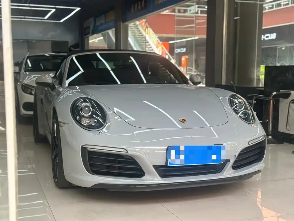 Porsche 911