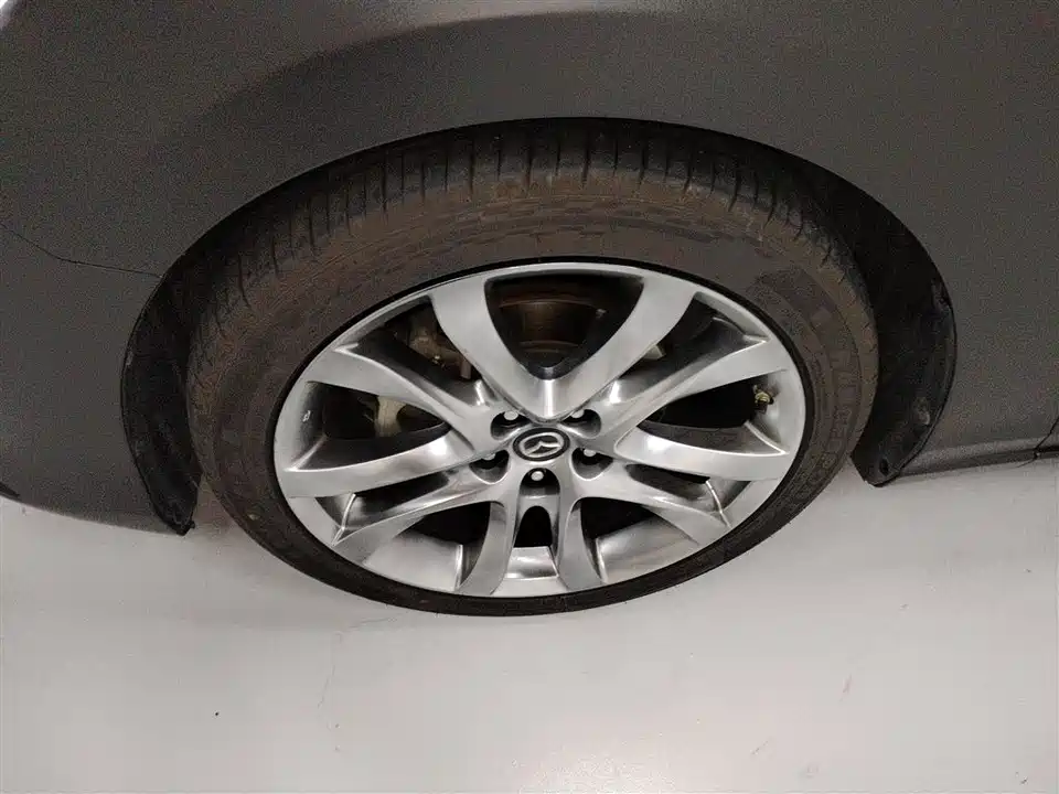 Mazda Atez