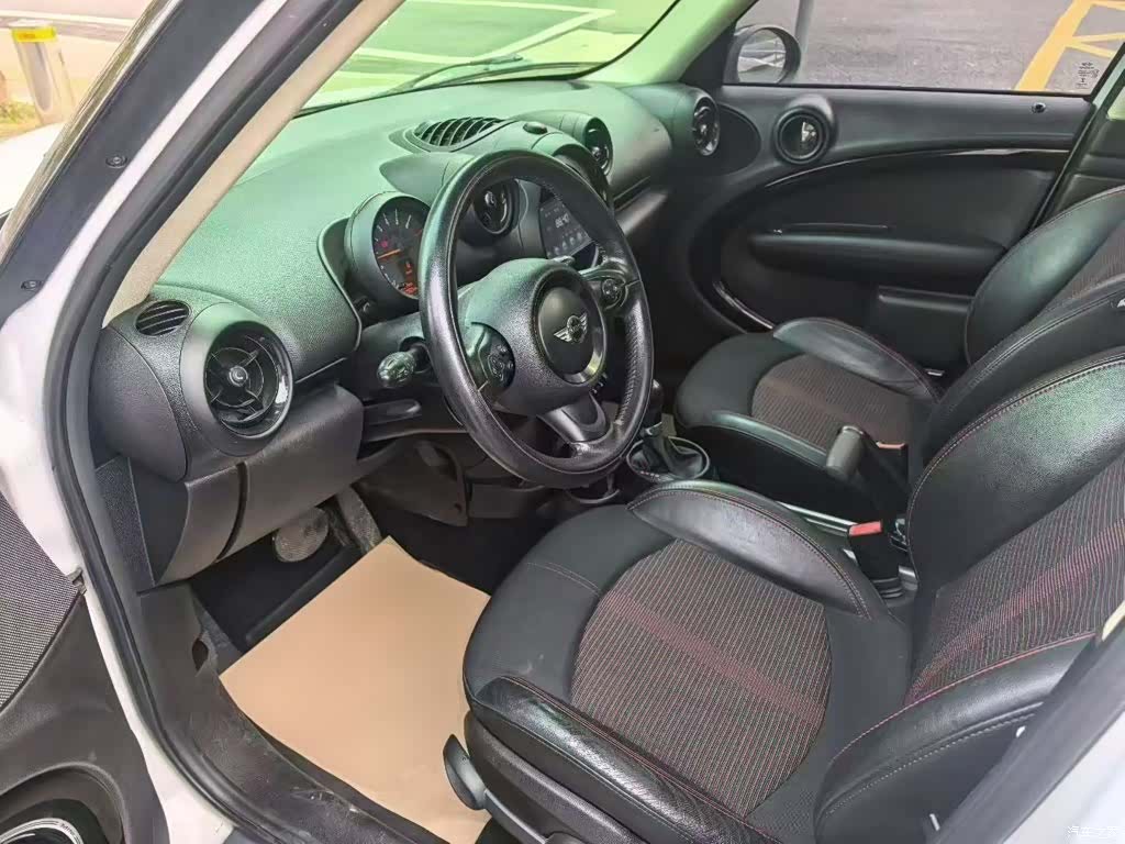 Mini Countryman, 2015 15