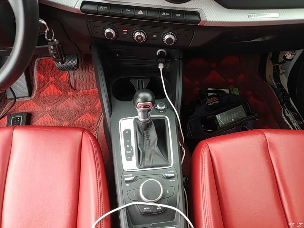 Audi Q2L, 2021 14