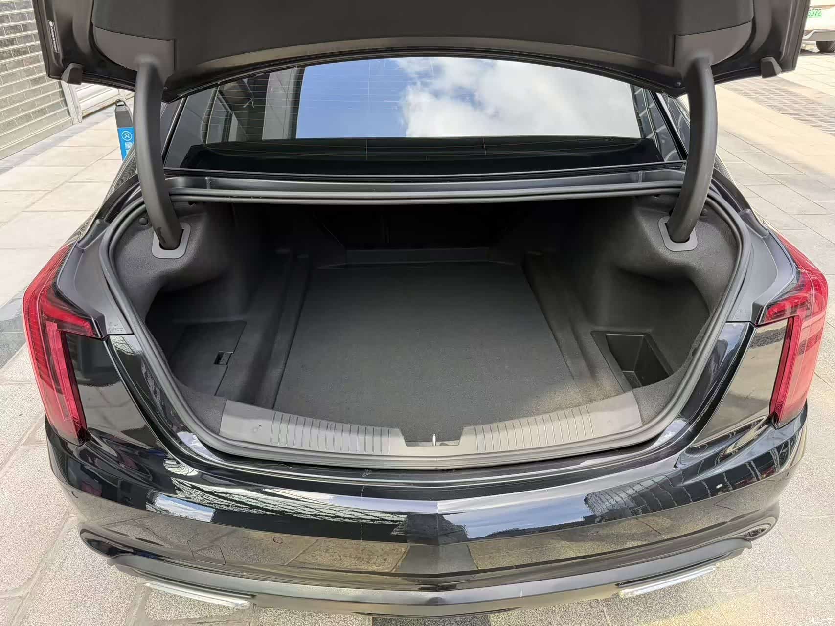 Cadillac CT5, 2020 32