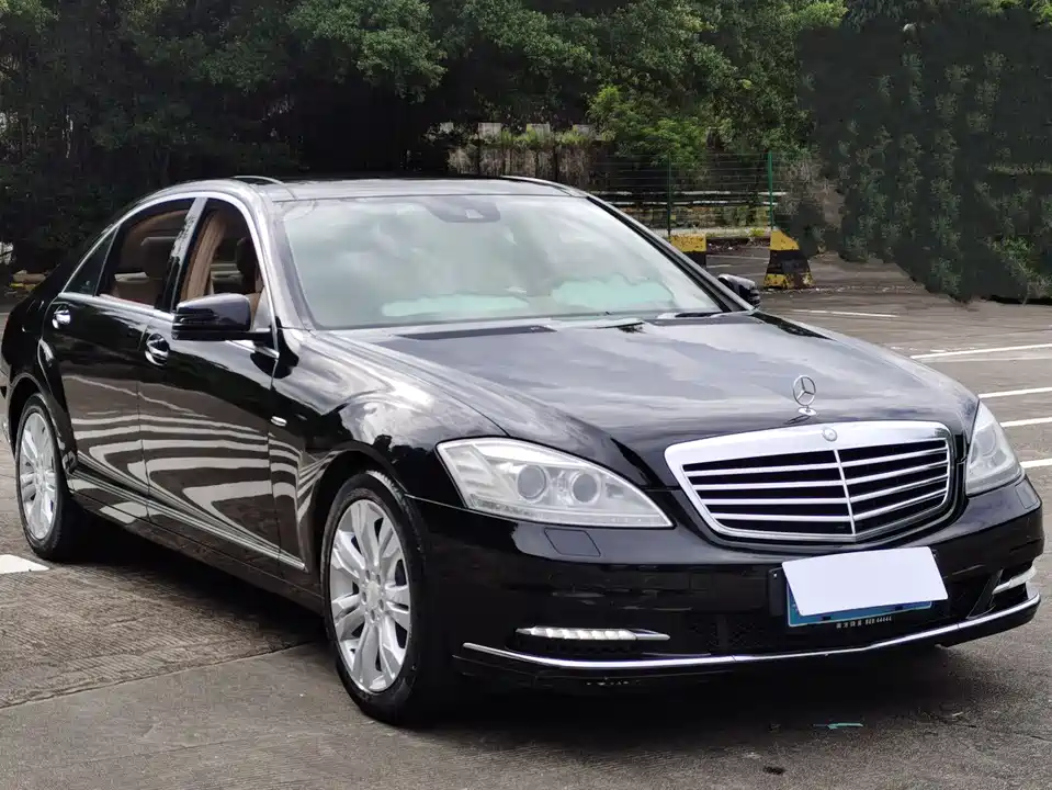 Mercedes-Benz S-class Mercedes-Benz S-class