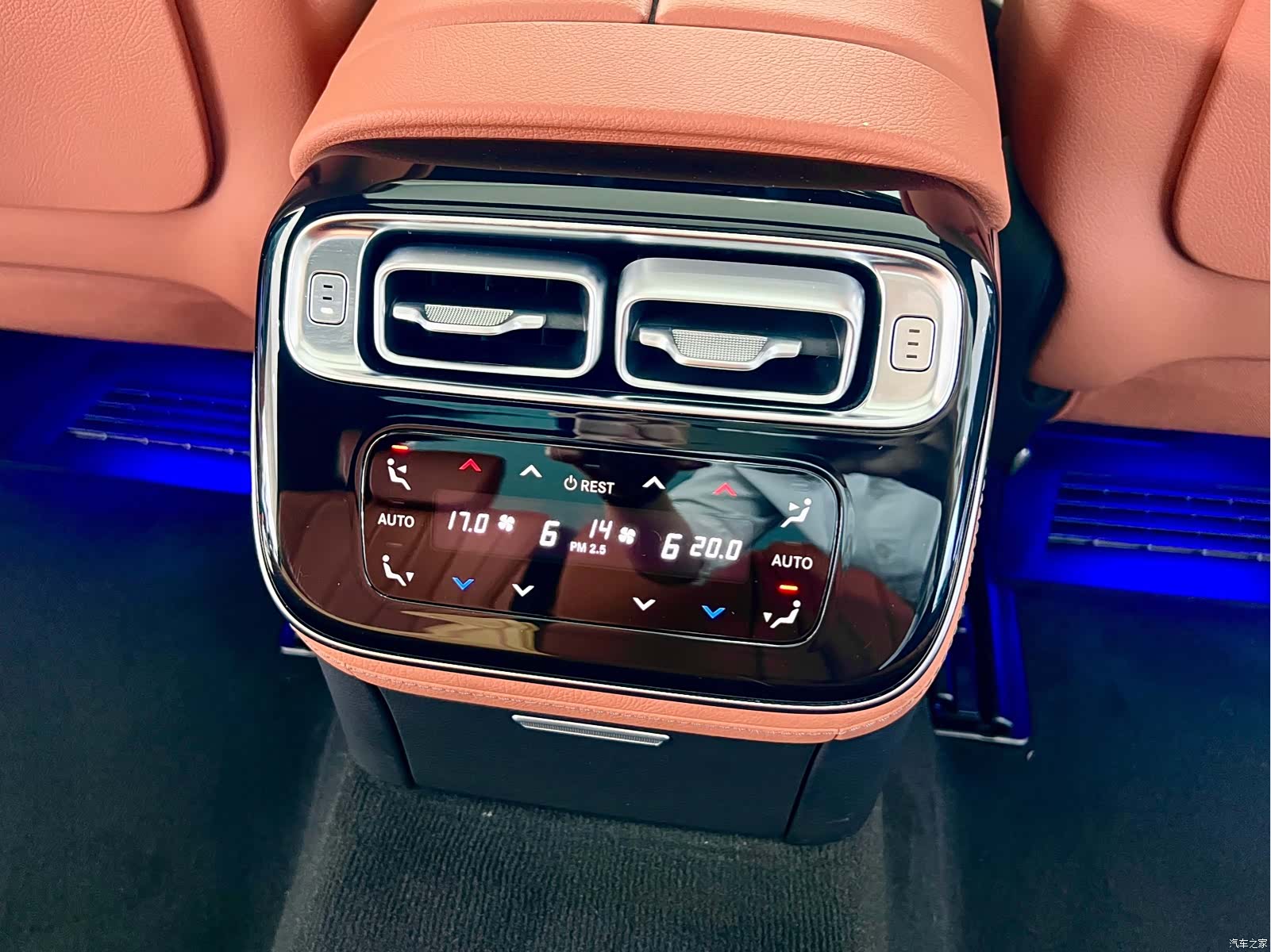 Mercedes-Benz S-Class, 2024 20