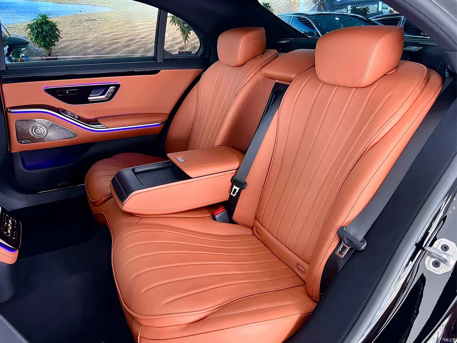 Mercedes-Benz S-Class, 2024 11