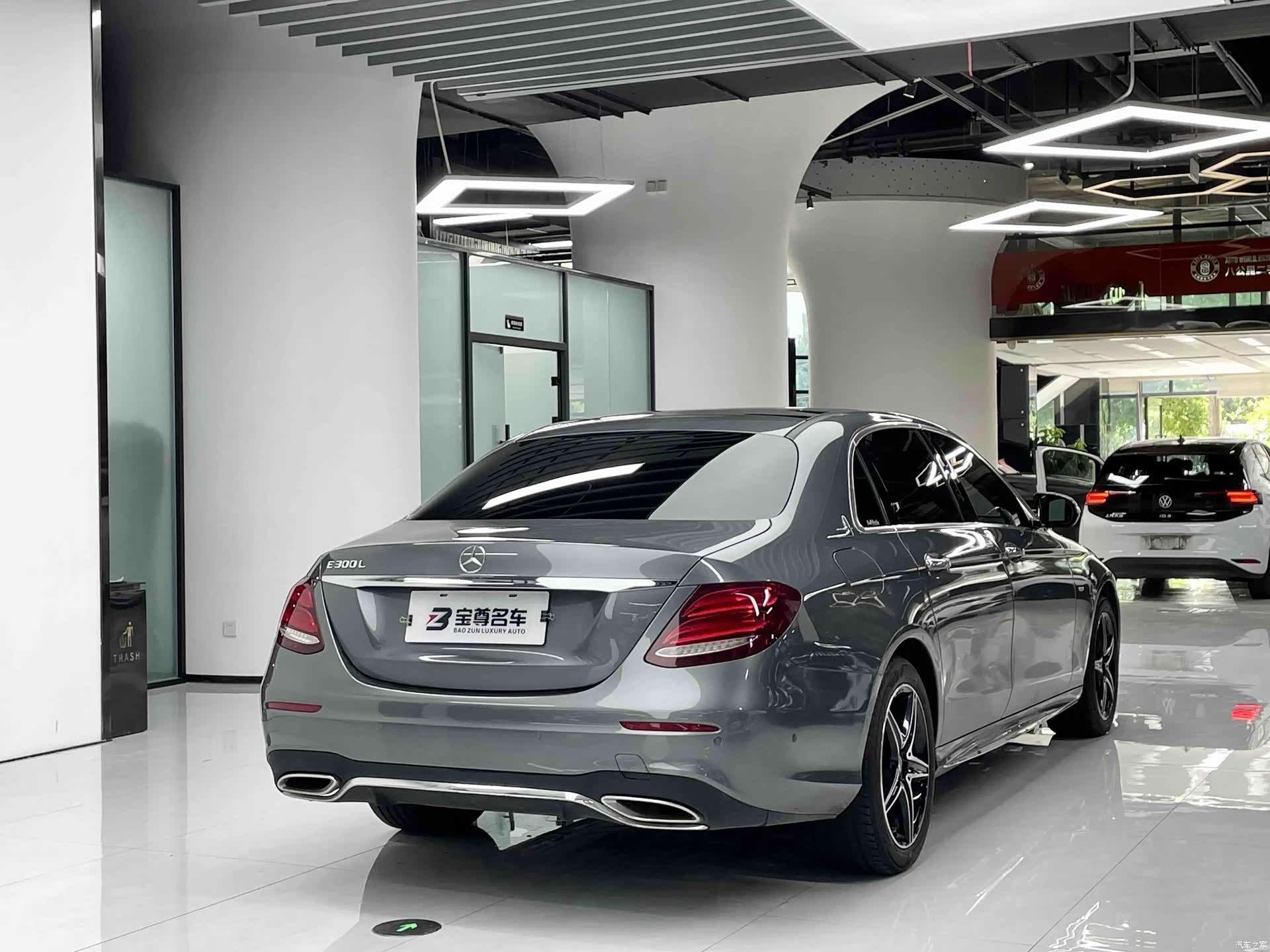 Mercedes-Benz E-Class, 2020 14