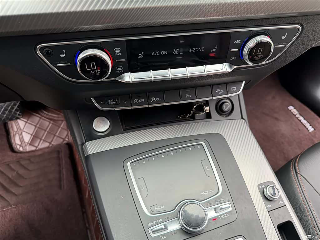 Audi Q5L, 2019 22