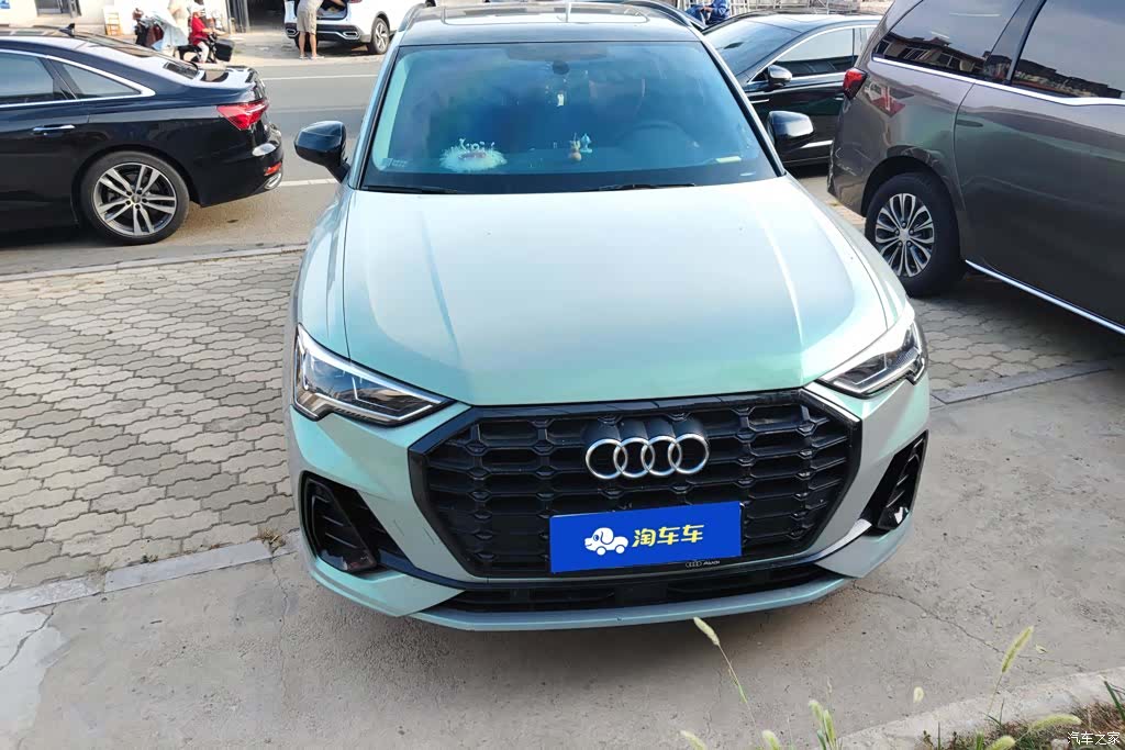 Audi Q3, 2022 2