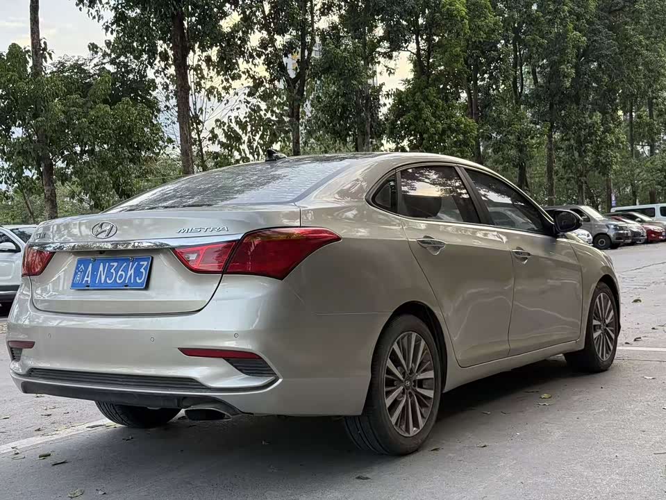 Hyundai Name picture