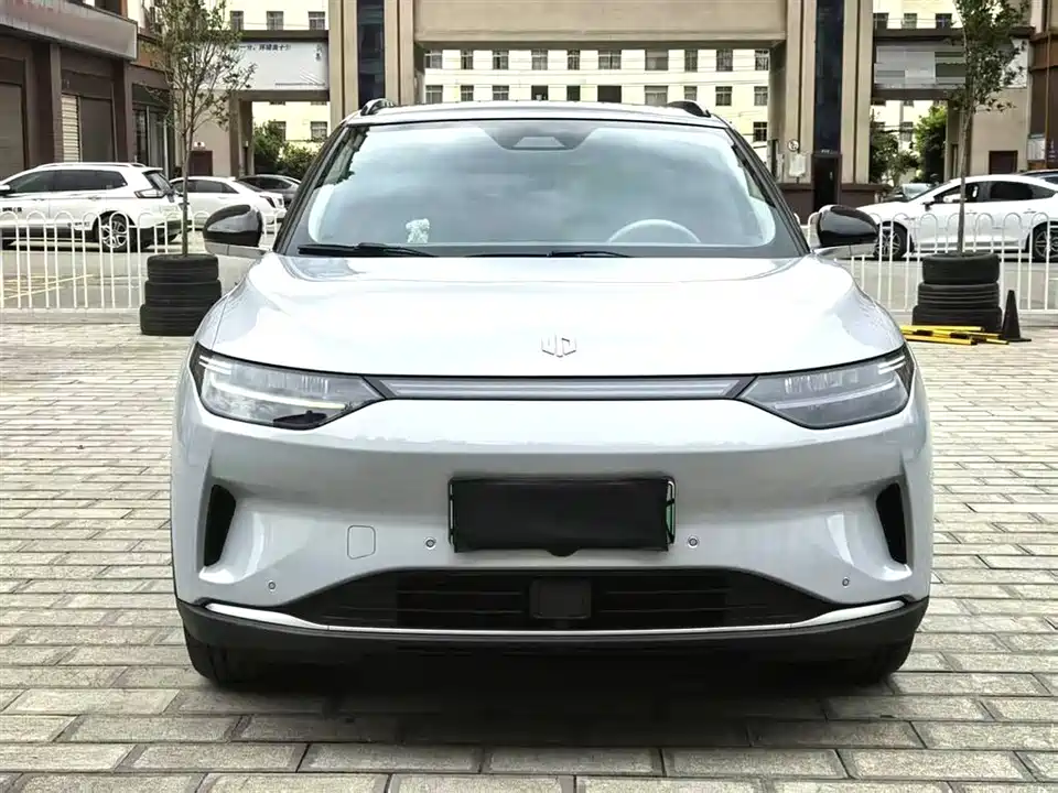Leapmotor C11