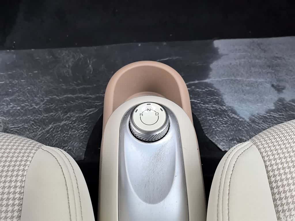 Wuling MINIEV, 2025 13