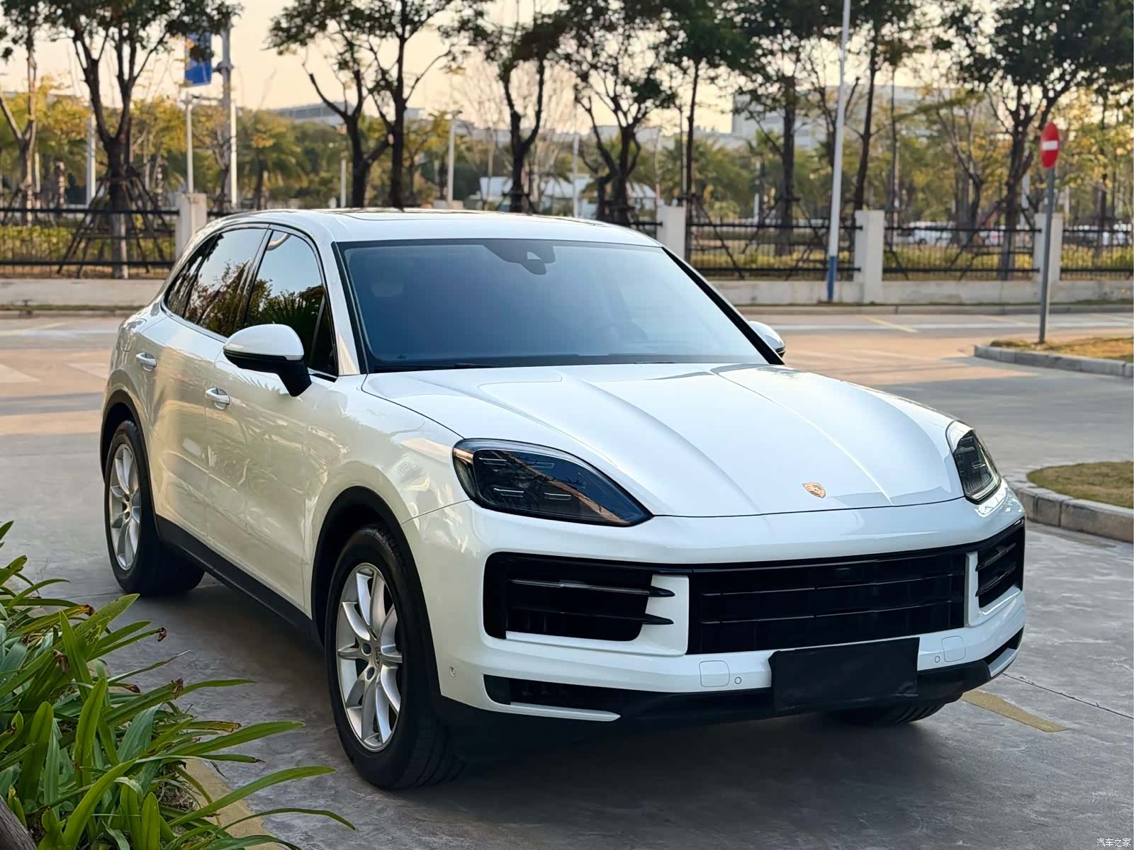 Porsche Cayenne, 2024 3