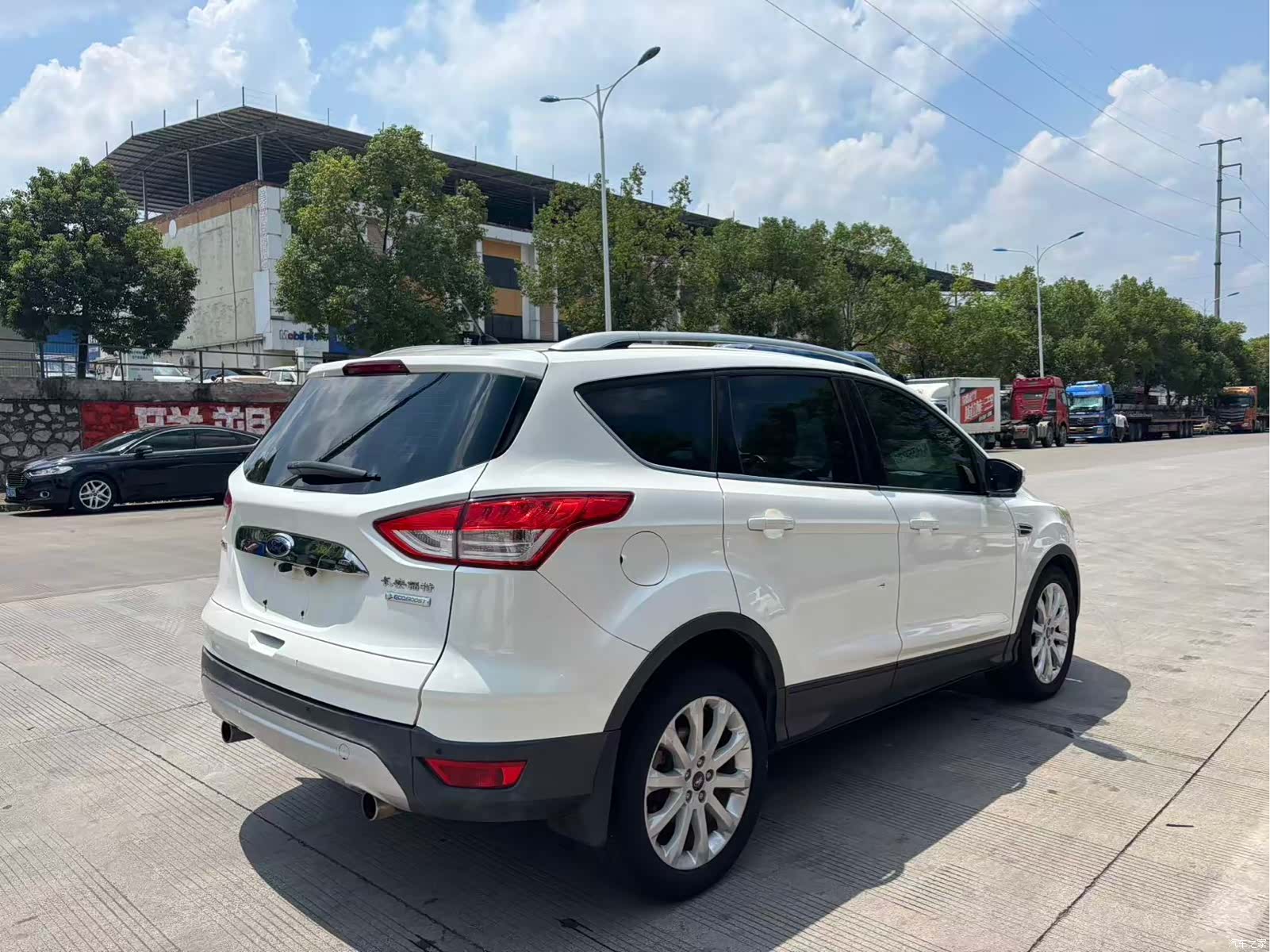 Ford Kuga, 2015 7
