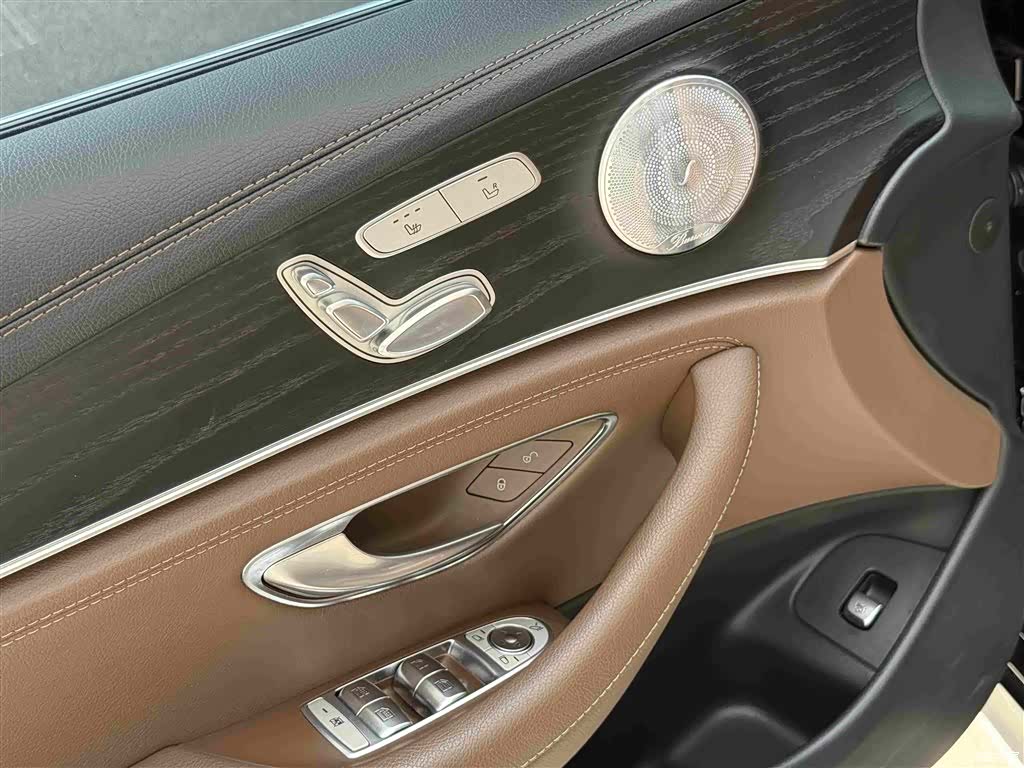 Mercedes-Benz E-Class, 2022 33