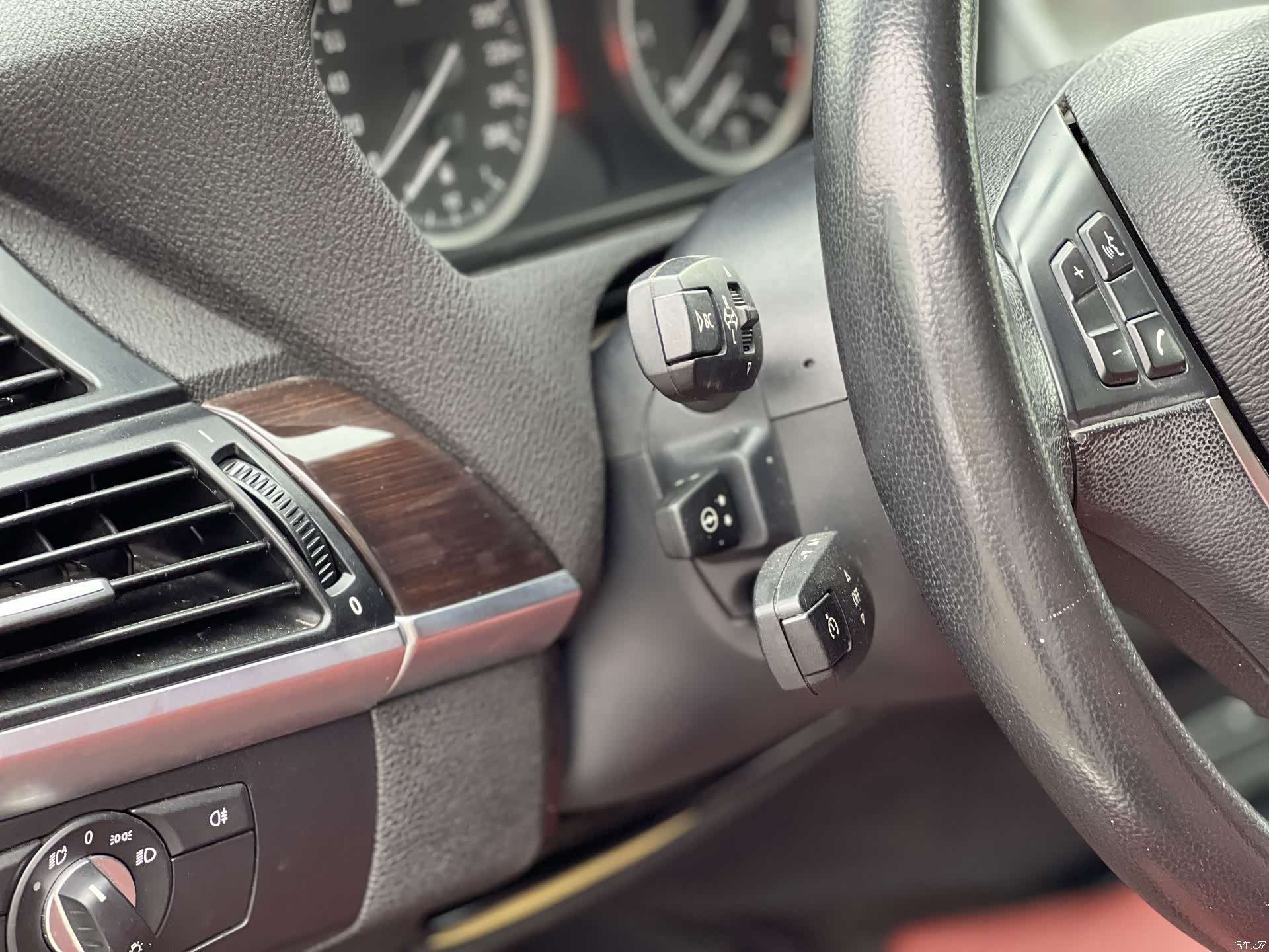 BMW X6, 2015 9