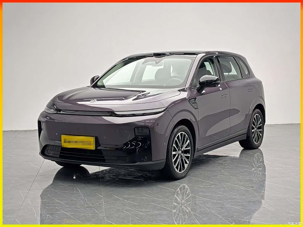 Leapmotor B10, 2025 1