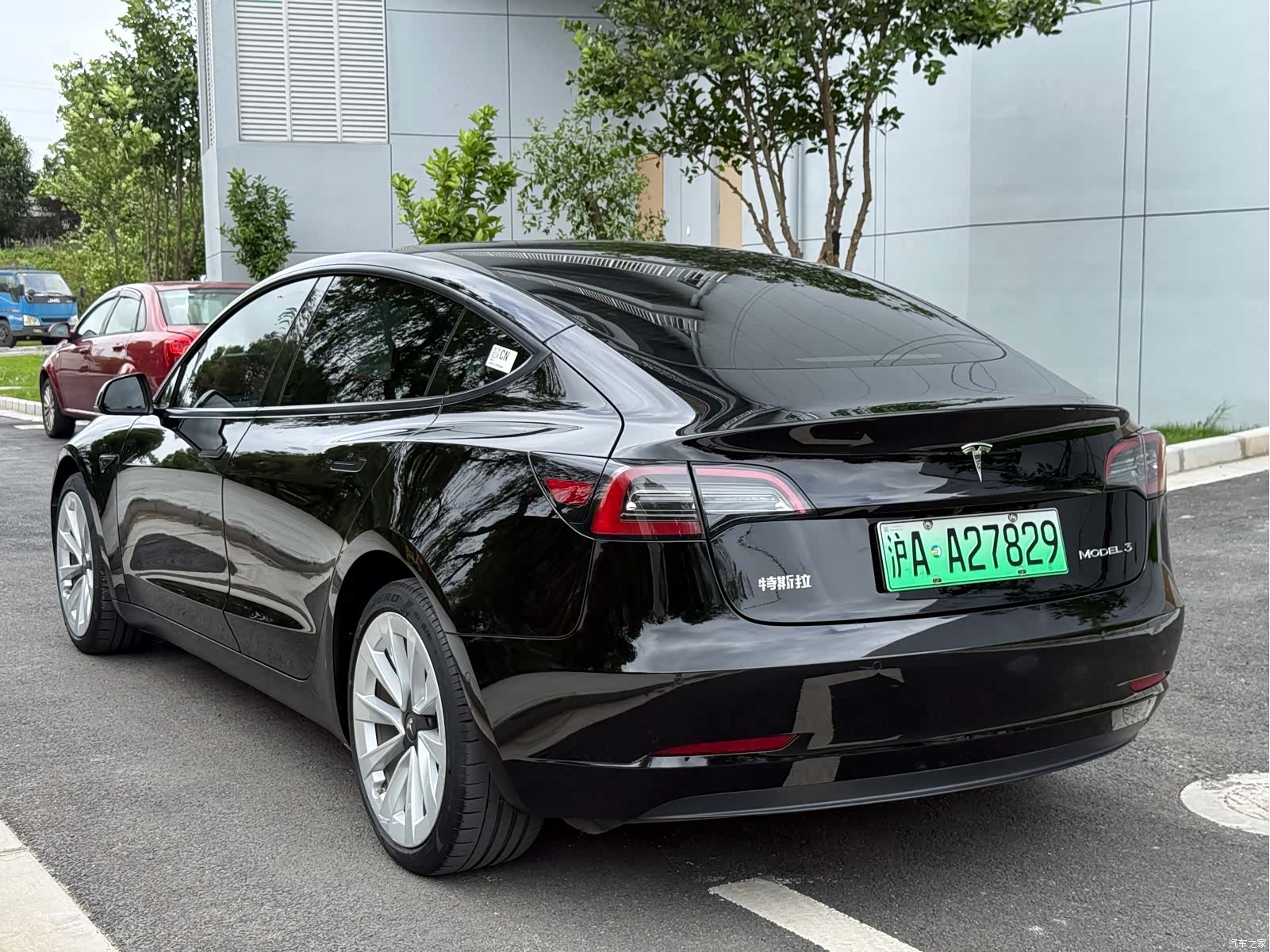 Tesla Model 3, 2021 7