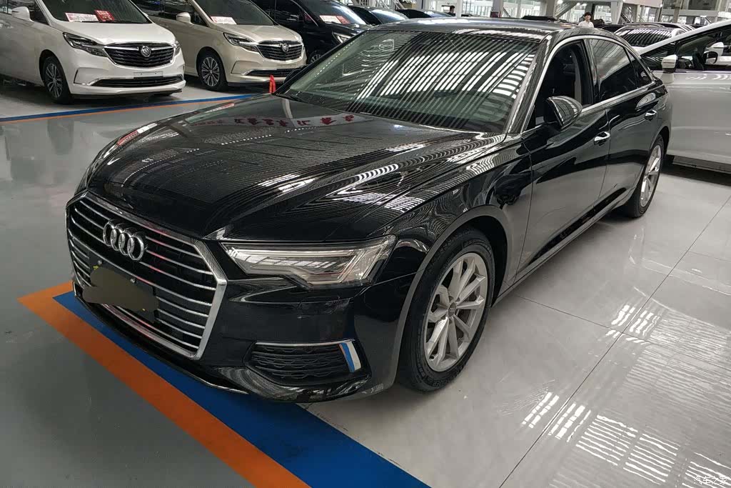 Audi A6L, 2021 1