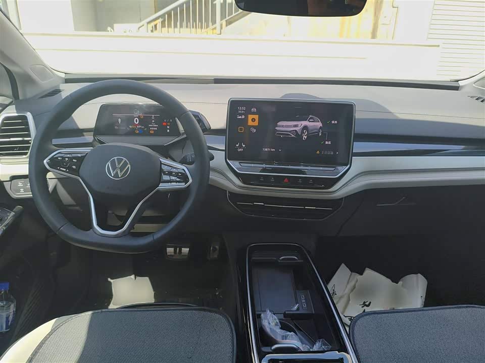 Volkswagen ID.6 CROZZ