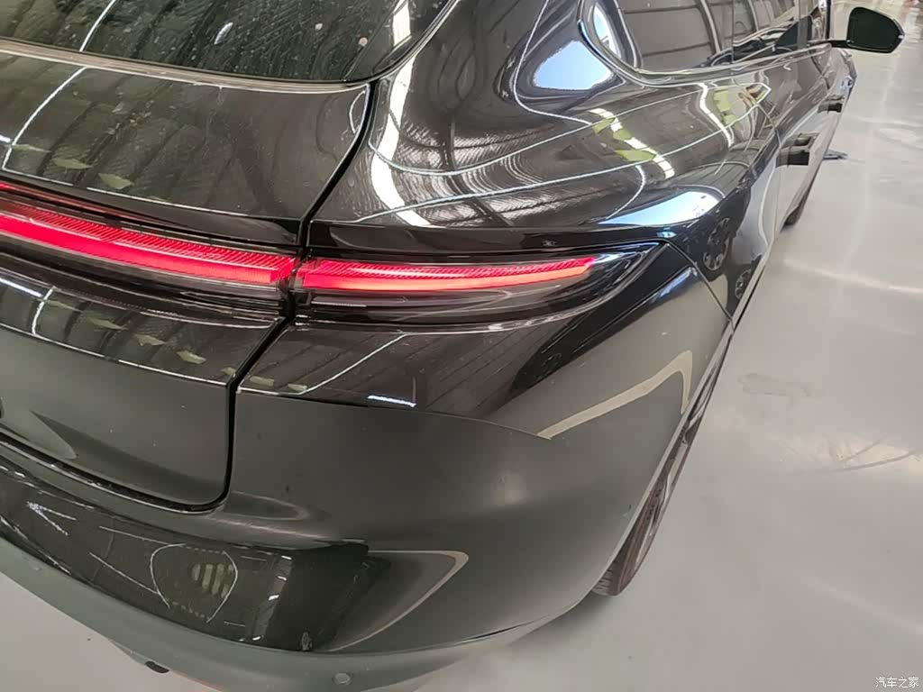 NIO ET5, 2025 8