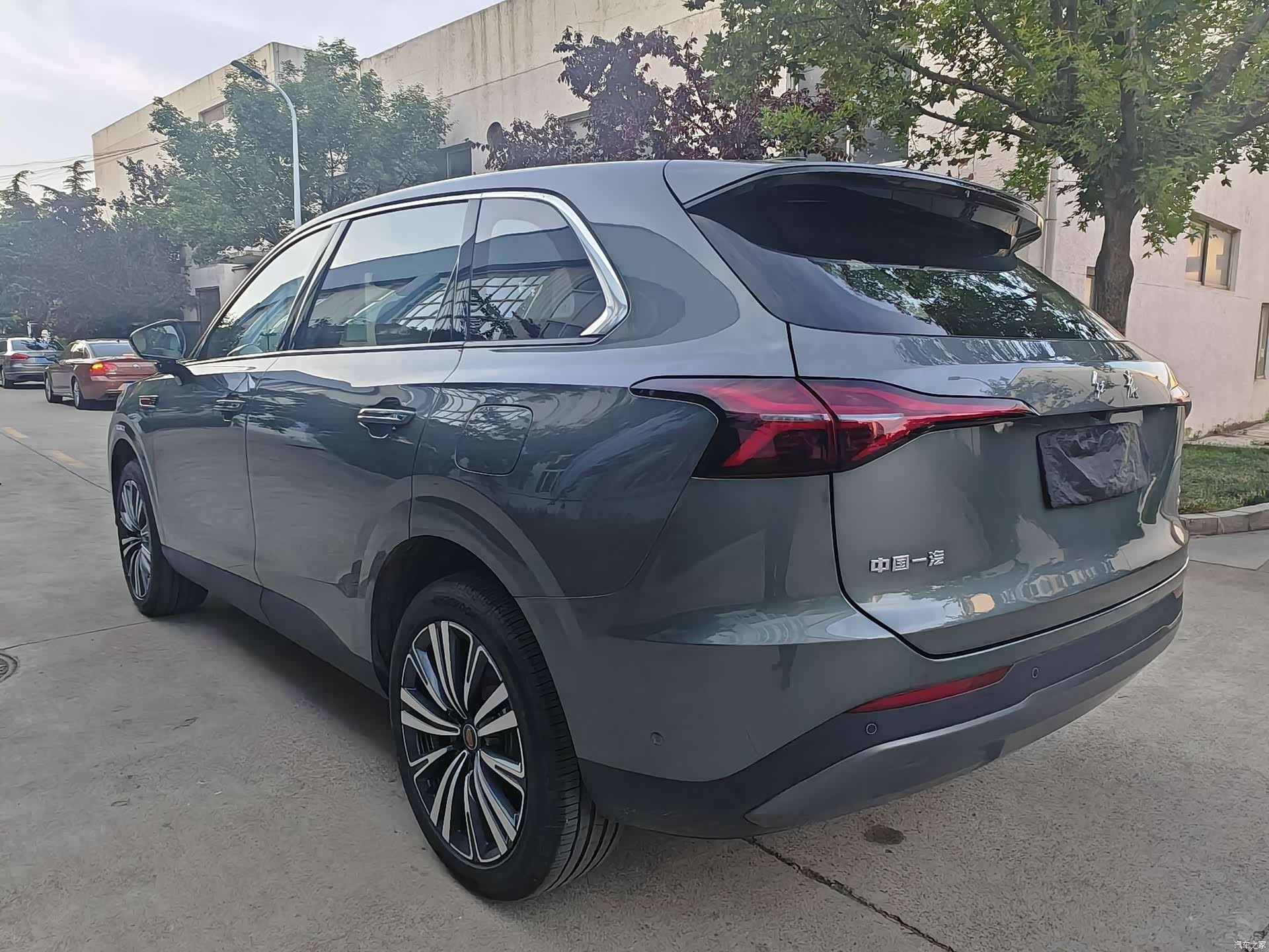 Hongqi HS6, 2026 7