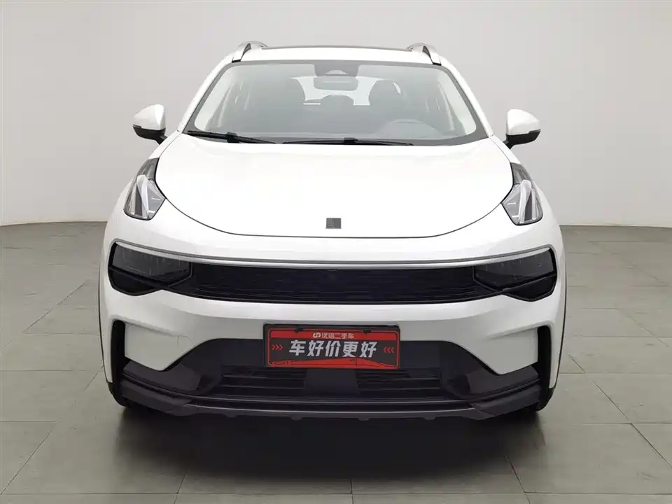 Lynk & Co 01