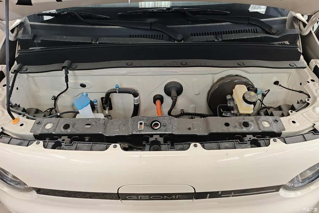 Geely Panda, 2026 10