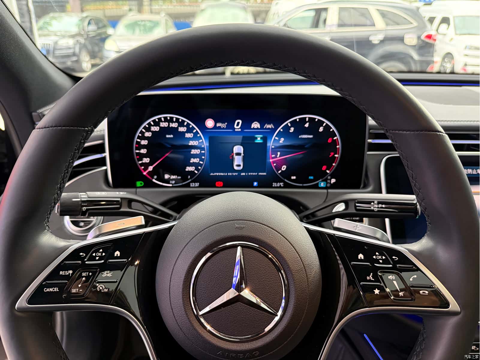 Mercedes-Benz E-Class, 2024 6