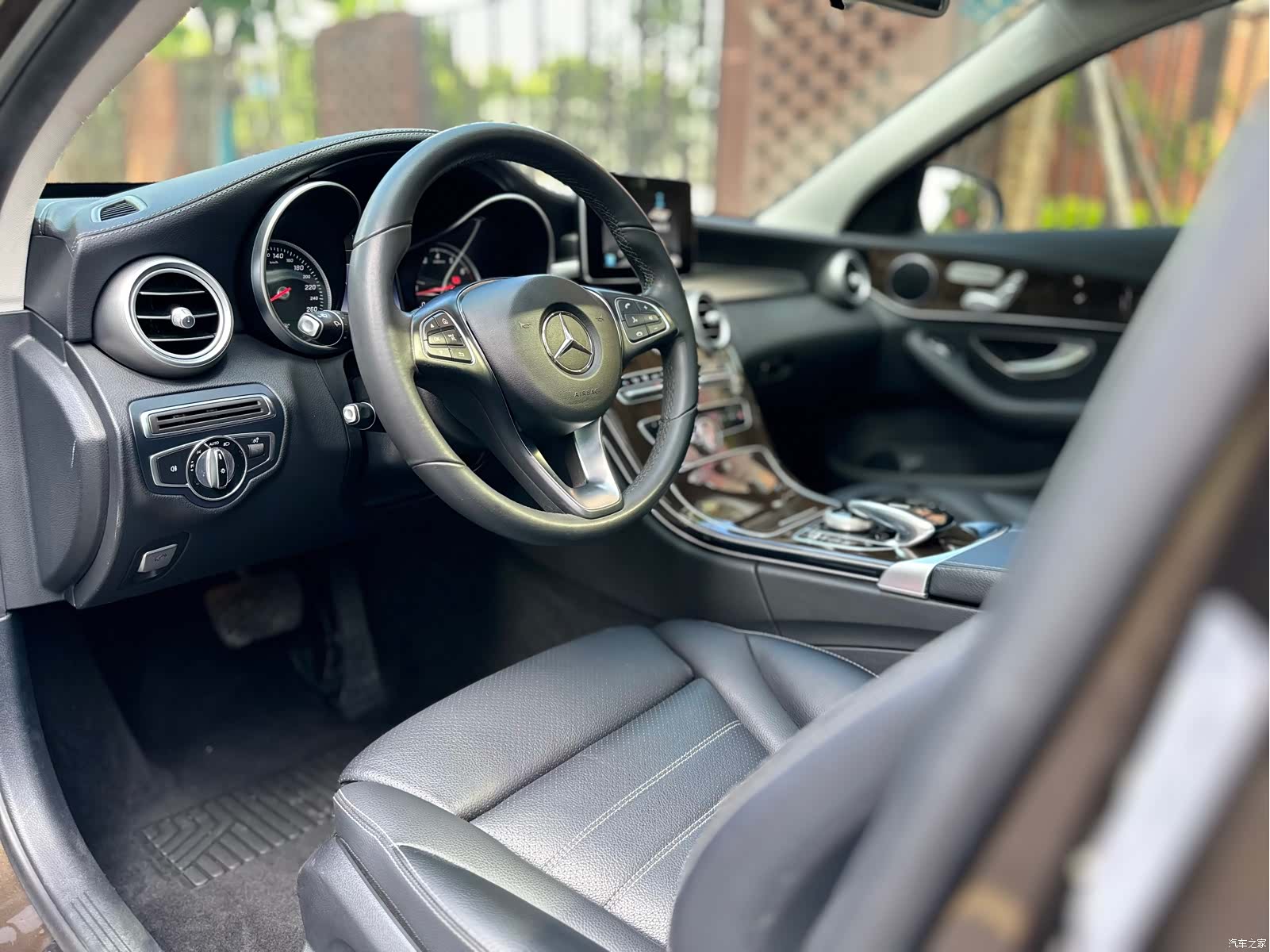 Mercedes-Benz C-Class, 2016 8
