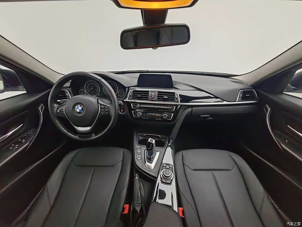 BMW 3 Series, 2016 все фото