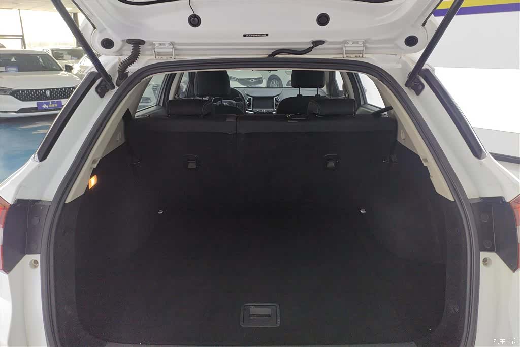 DongFeng AX3, 2020 4