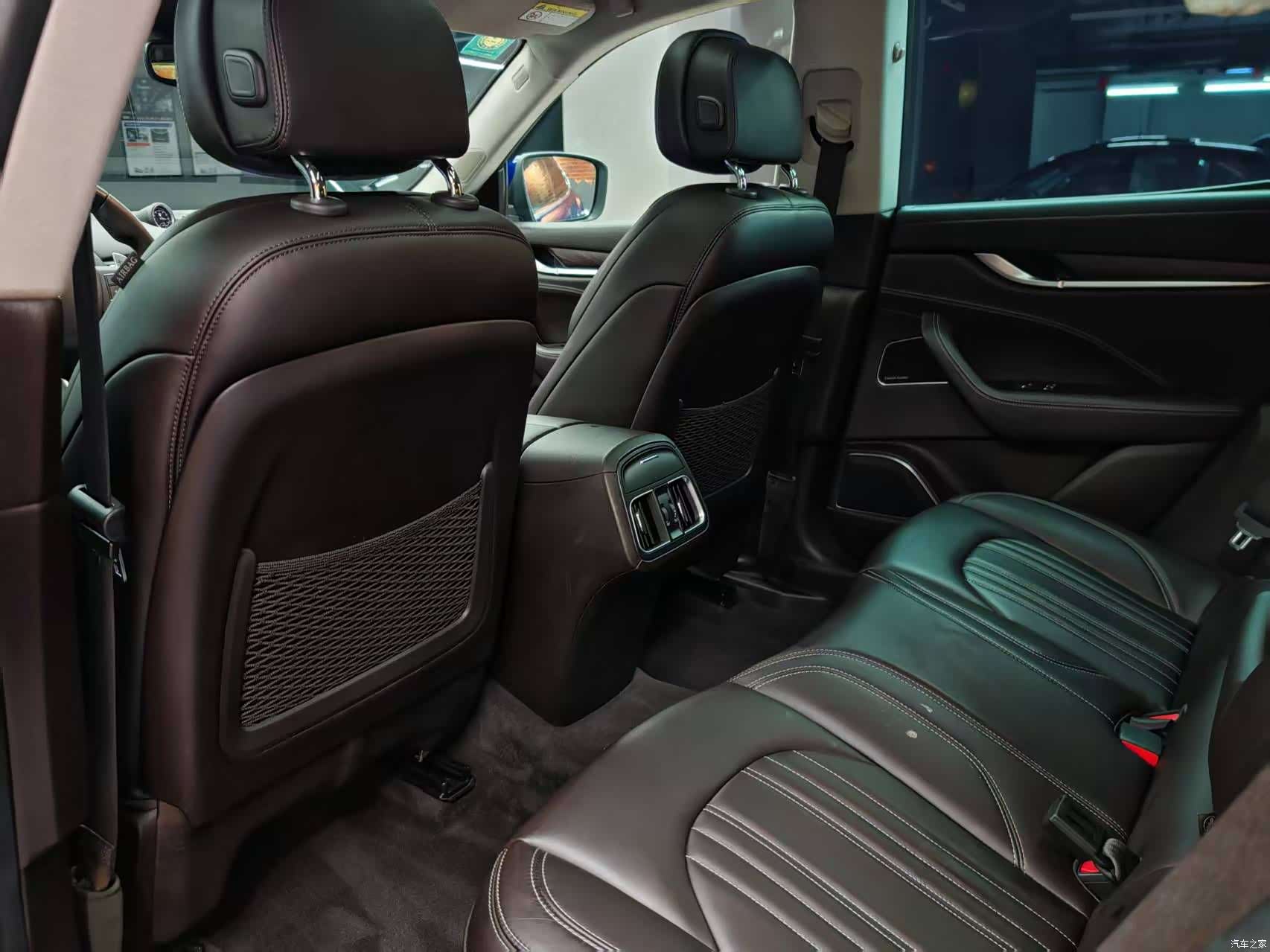 Maserati Levante, 2017 27