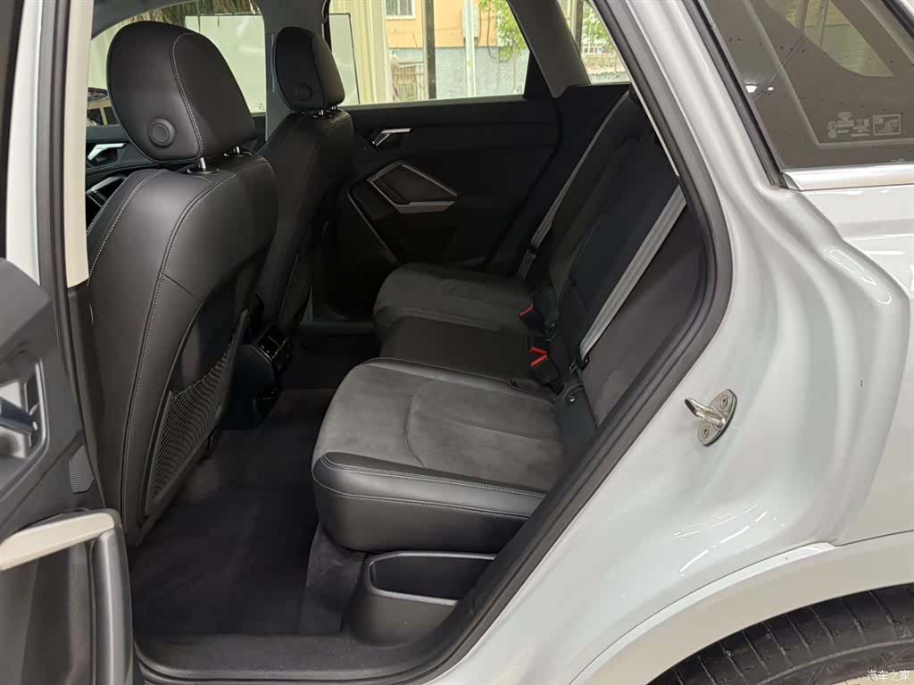 Audi Q3, 2023 18