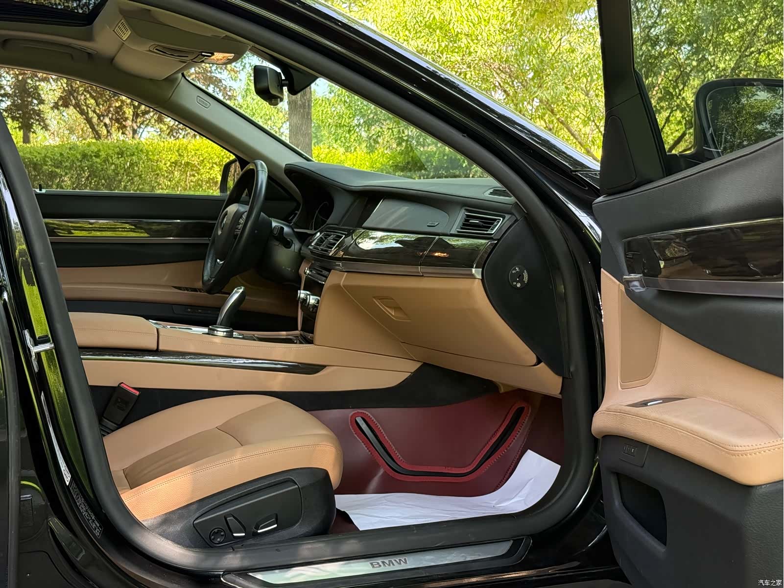 BMW 7 Series, 2015 30