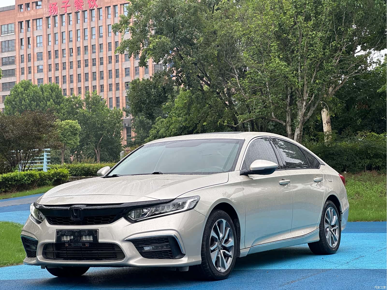 Honda Inspire