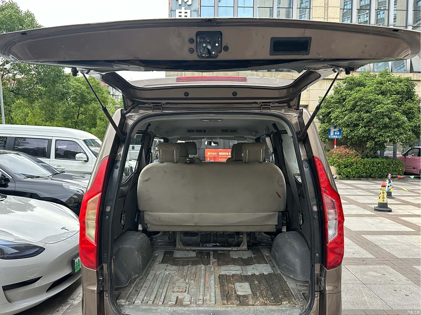 Wuling L3C, 2017 16