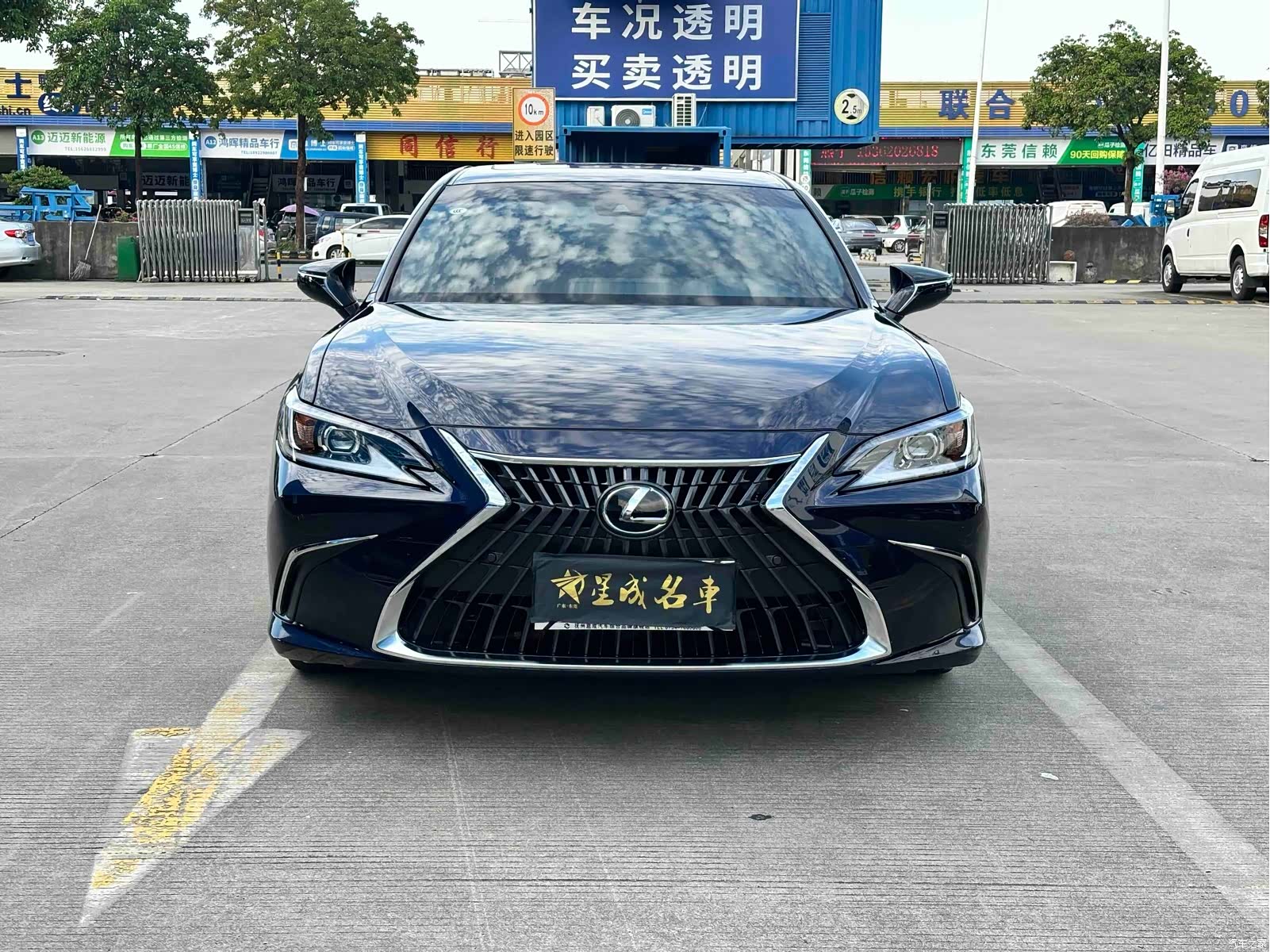 Lexus ES, 2022 2