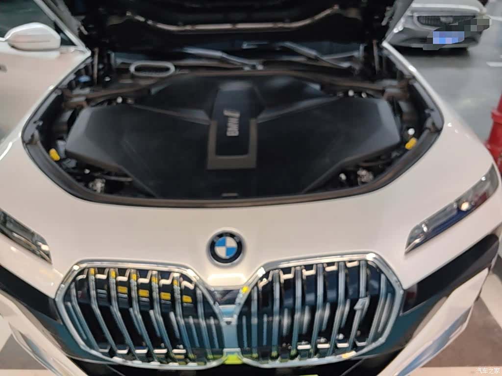 BMW i7, 2024 20