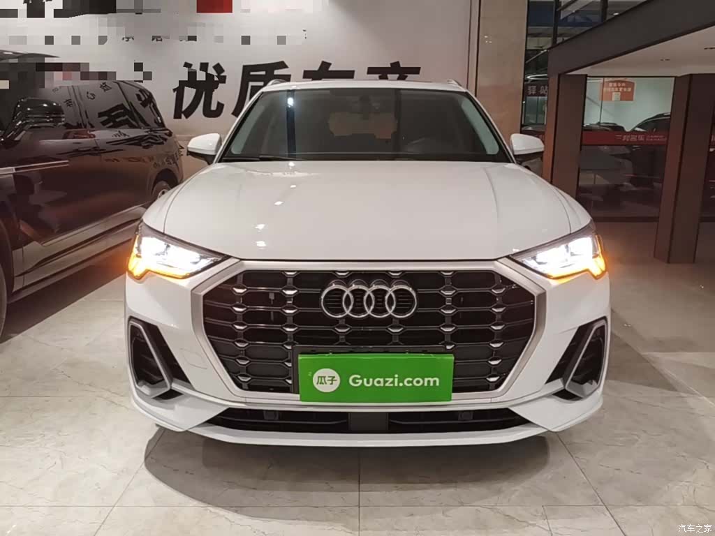 Audi Q3, 2022 3