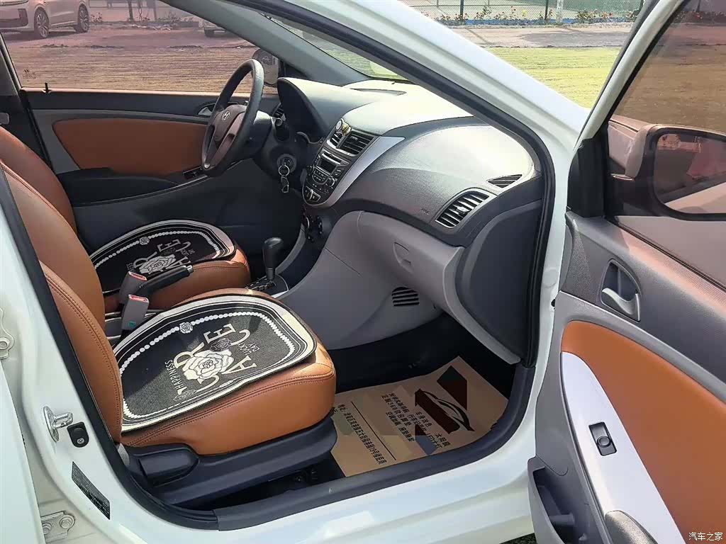 Hyundai GLS, 2016 8