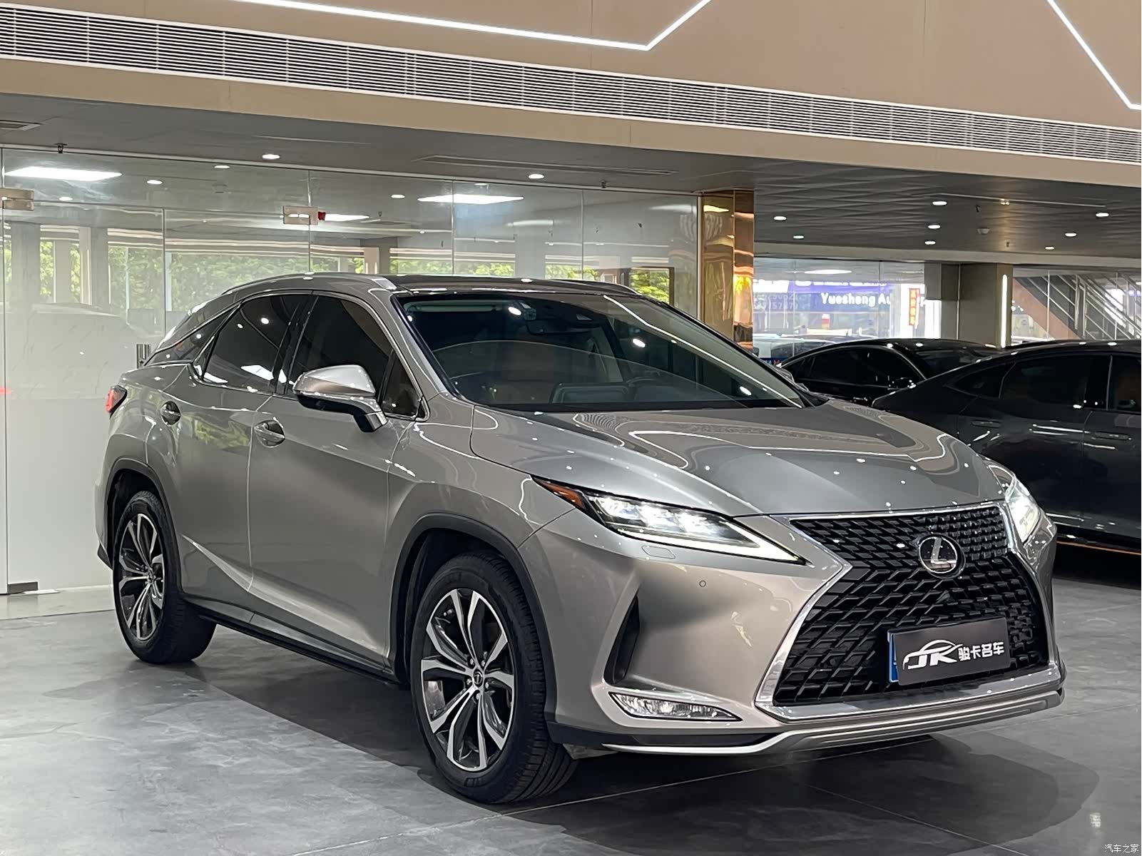 Lexus RX, 2019 3