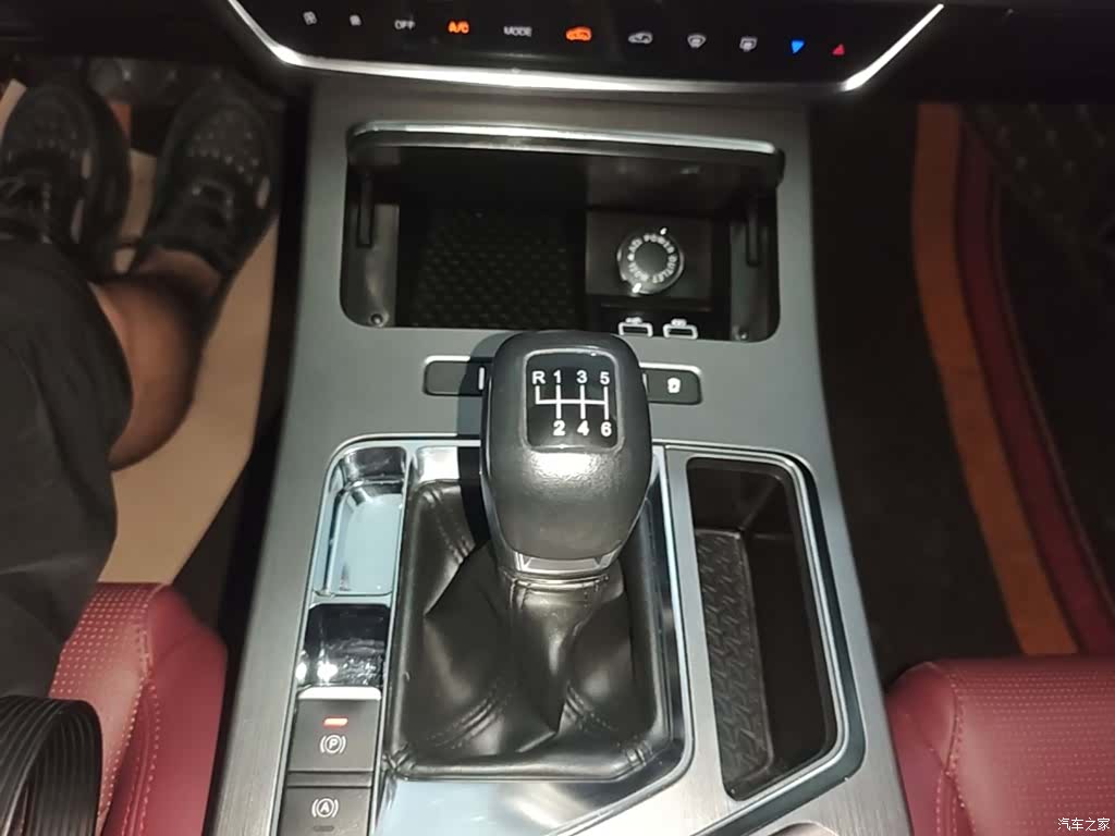 Jetour X70, 2023 14