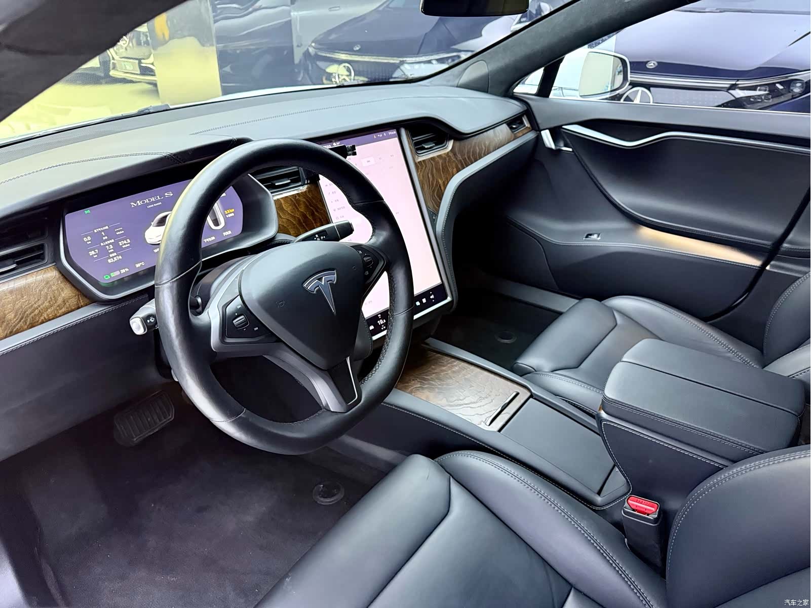 Tesla Model S, 2019 все фото