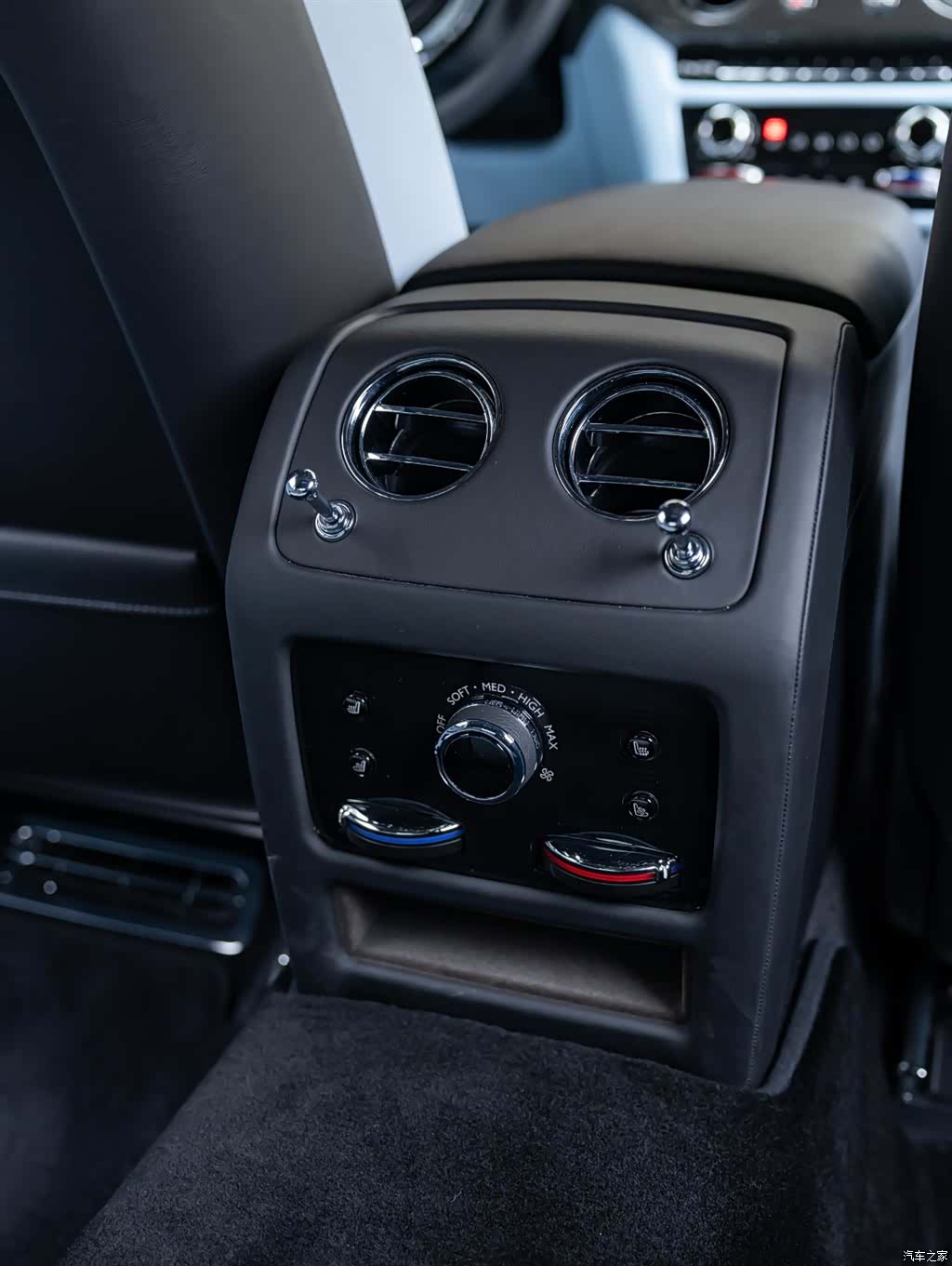 Rolls-Royce Ghost, 2023 26