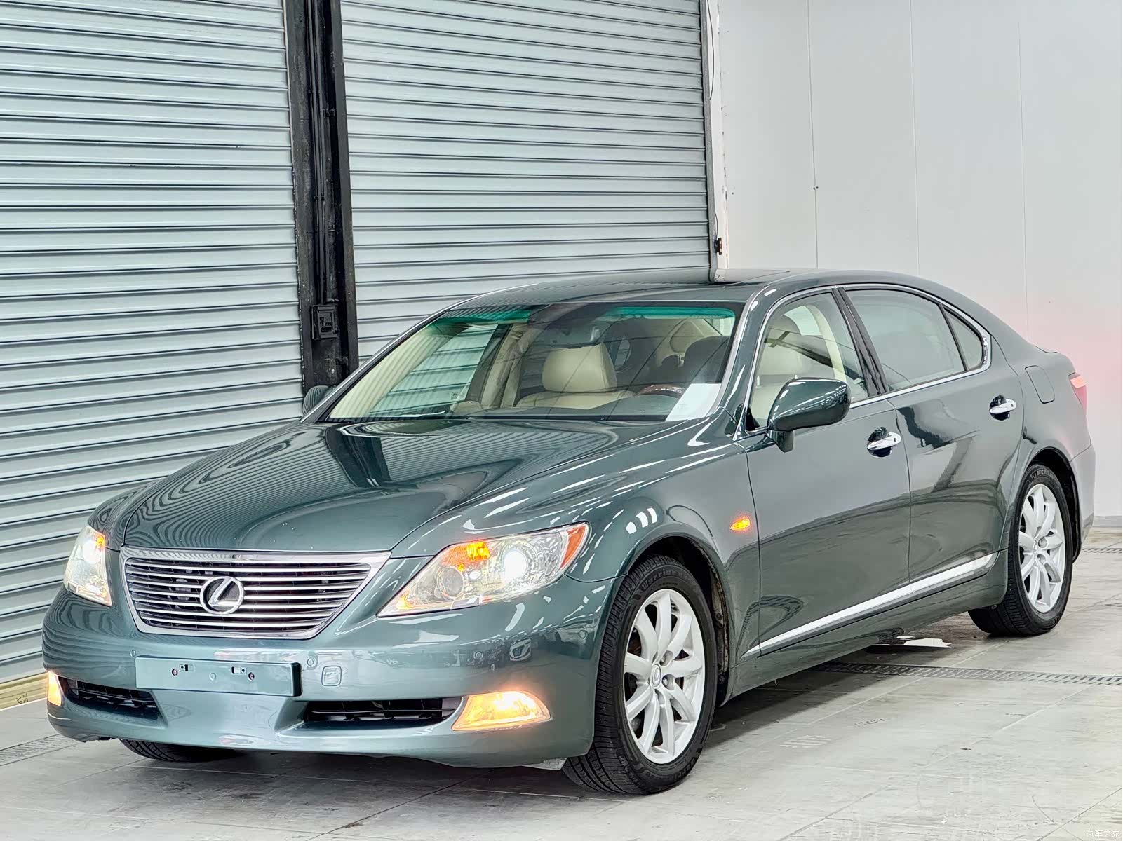 Lexus LS, 2007 1
